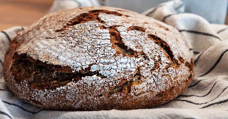 Rezept fuer Brauhausbrot mit Kartoffeln Warstein Brilon Totallokal