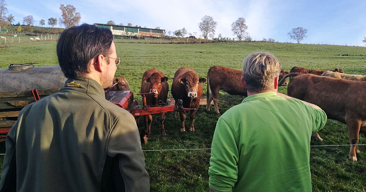 Dirk Wiese besucht Landwirte